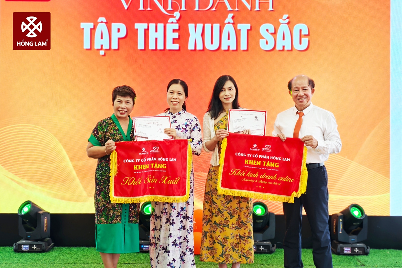 Tập thể xuất sắc